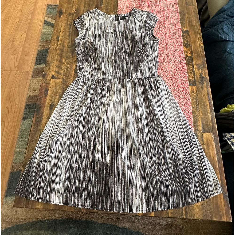 Mission Black/White Dress Size S